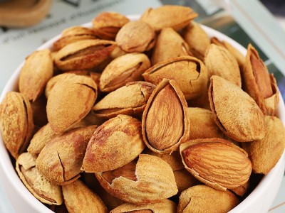 奶香巴旦木薄壳坚果炒货休闲零食品罐装炒货批发一件代发可OEM图2