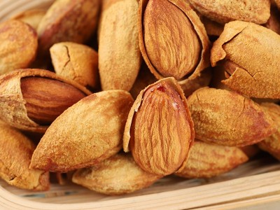 奶香巴旦木薄壳坚果炒货休闲零食品罐装炒货批发一件代发可OEM图3