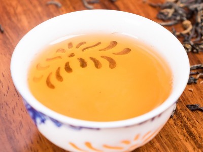 2022新茶兰香红茶200g功夫红茶兰花浓香正山小种滇红高山云雾红茶图2