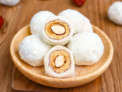 代工生产巴旦木奶枣无核奶枣奶香浓郁精细挑选网红零食批发125克图4