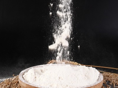 批发高筋面粉10kg/袋小麦面粉20斤家用蛋糕粉包子馒头通用小麦粉图2