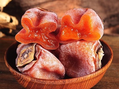 广西桂林恭城吊柿饼圆柿饼降霜实力诚信大量批发柿子饼微商代发图3