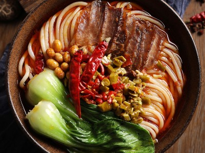厂家批发鲜湿米粉米线冲泡即食袋装桂林米粉干捞卤菜粉香辣牛肉粉图2