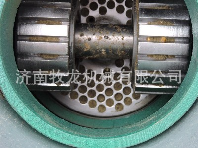 汽油款小型饲料颗粒机 饲料加工机 牛羊鸡鸭鱼兔子猪饲料颗粒机图4