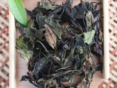 咏普号 野生古树白茶 老白茶 自然晾干 不炒不揉 不见阳光图3