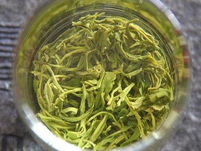英德绿茶 英州一号 炒青嫩芽一斤 高山明前春芽绿茶图2