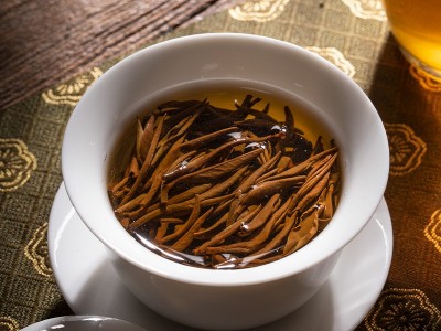 武夷山红茶金骏眉新茶头春红茶金俊眉梅占金骏眉散装茶叶批发图2