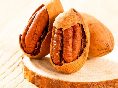 碧根果散装每日坚果炒货干果核桃松子批发年货网红休闲零食大礼包图2