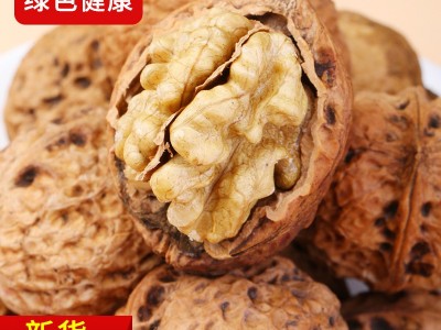 新货核桃薄皮云南纸皮核桃生干果年货孕妇坚果无漂白干黑核桃代发图2