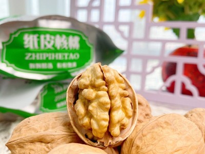 时光庄园阿克苏185纸皮核桃孕妇新货薄壳核桃新疆特产 坚果核桃仁图2