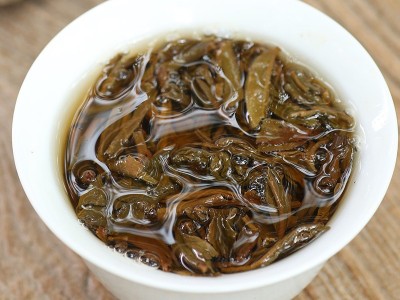 云南路氏茶业2010临沧高香团茶普洱茶叶生茶纯料昔归生态2个老茶图4