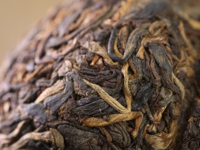云南路氏茶业2010临沧高香团茶普洱茶叶生茶纯料昔归生态2个老茶图3