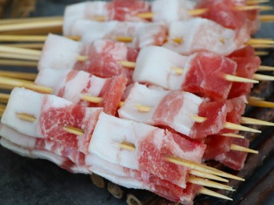 合源汇五花肉烧烤铁板猪肉串网红油炸手把小串商用炸串食材100串图3