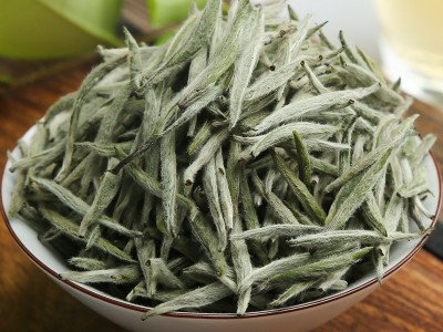 2022年福鼎银针白茶500g散装毫香米粒芽 白毫银针茶叶厂家定Z批发图5