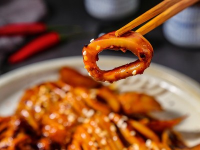 香辣鱿鱼250g/盒 盒装加热即食鲜美香辣铁板鱿鱼3条装 现货批发图4