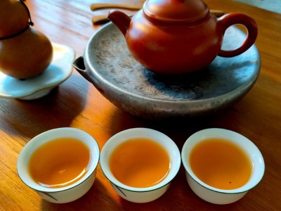 批发散茶古树红茶 秀沏滇红春茶花果香云南凤庆晒红礼盒散装茶叶图3