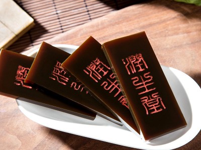 驴皮阿胶片东阿道地阿胶阿胶糕原料240克铁盒阿胶块实拍固元糕图3