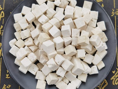 产地供货岳西茯苓 现货批发中药材 茯苓 散装大四角白茯苓丁图3