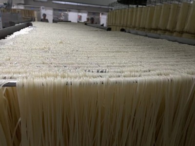 商业装餐饮供应桂林干制米粉批发60斤装图3