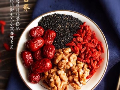 黑芝麻核桃红枣软糕手工熬制孕妇儿童老人零食芝麻核桃糕一件代发图5