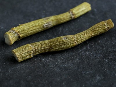 霍山铁皮石斛寸条 批发霍山干条 铁皮石斛寸金 产地供应霍山烤条图2