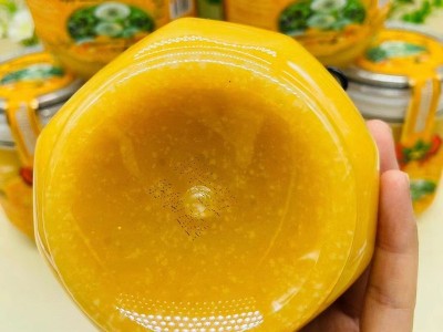 俄罗斯进口黄金蒲公英蜂蜜1000g 瓶装蜂蜜办公室零食冲饮图2