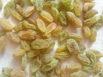 新疆特产吐鲁番500g绿葡萄干 休闲零食散装免洗无籽葡萄干批发图3