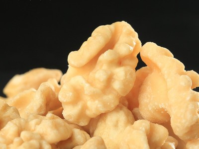 天生好果新疆185脱衣核桃仁纯物理去皮核桃仁头二路混装原料批发图1