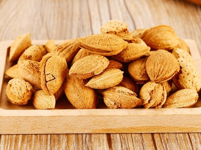 新疆特产纸皮巴旦木休闲零食散装原味奶油味椒盐味果干基地直发图1