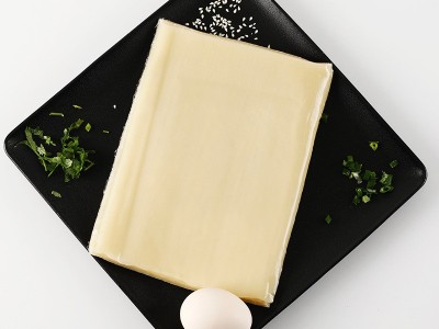 工厂货源东北小吃速食烤冷面面皮家庭装赠酱料烤冷面片500g图5