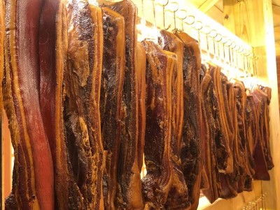 四川特产 四川腊肉 烟熏五花腊肉 风干腊肉 厂家批发一件代发图4