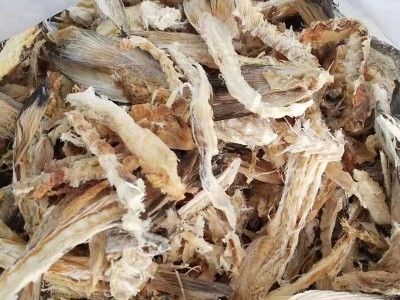 厂家批发宠物家畜养殖国产鱼排粉 诱食性好水产养殖饲料鱼排粉图4