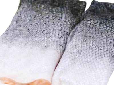 三文鱼皮新鲜分割三文鱼带鱼皮边角料碎肉可做宠物猫狗粮5斤图5