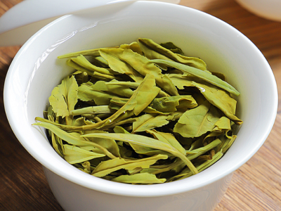 福鼎白茶饼新茶白牡丹网红直播带货一件代发300克药香厂家批发图4