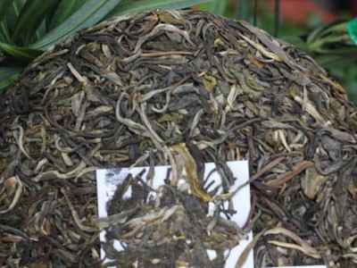 批发云南普洱茶 老班章古树茶 357g班章古树纯料 普洱生茶图3