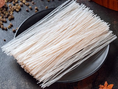 整箱干魔芋粉丝70g*100袋 魔芋面条粉条魔芋素食品批发0脂肪图2