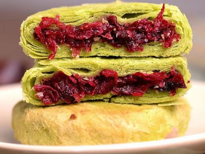 云南玫瑰花鲜花饼批发经典玫瑰鲜花饼抹茶紫薯味零食糕点饼干代发图2