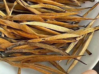 新茶凤庆云南滇红大金针浓香型古树红茶金丝芽蜜香500g木箱装图5