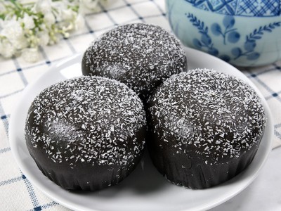 高美乌金流沙包 冷冻半成品点心广式早茶椰蓉黑金蛋黄馅包子批发图4