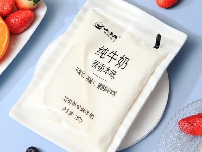 小西牛 青海原生纯牛奶透明枕网红奶新鲜牛奶高原奶180g*12袋图3