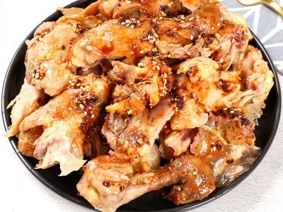 厂家批发德州弘圣斋扒鸡麻油鸡500g开袋即食山东特产网红卤味零食图3