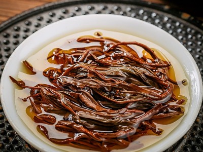 新茗堂祁门红茶新茶特级浓香型祁红香螺袋装罐装工厂批发直销500g图2