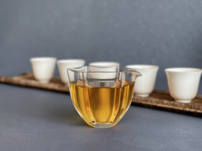金骏眉茶叶芽中芽金骏眉红茶茶叶批发散装黄芽金俊眉红茶武夷山茶图3
