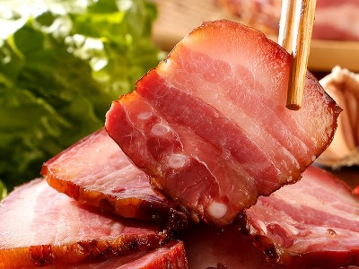 湖南腊肉批发特产农家自制烟熏咸肉五花肉真空装香肠腊肠代发包邮图1