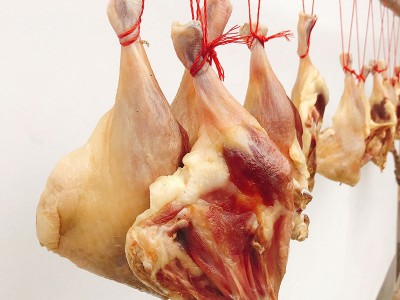20斤散装整箱批发腊鸭腿七八成干大鸭腿腊味精腿风味腊肉咸肉鸭腿图2