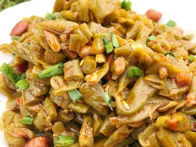 湖南五香红油脆豆角香辣咸菜 湘西酸豆角酱腌泡菜 厂家批发酸豆角图3