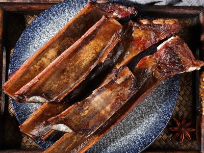 柴火烟熏腊排骨腊肉腊肠 批发重庆农家土猪自制烟熏腊味厂家批发图4