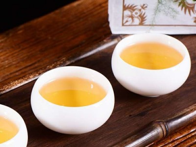 厂家直销 云南普洱茶 2020年250克 古树 生茶砖 砖茶 茶叶 勐海味图4