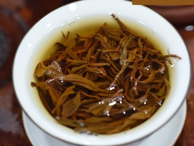 源小茗湖南红茶安化天源溪雨前功夫红茶荒山荒野茶湖红50g图3
