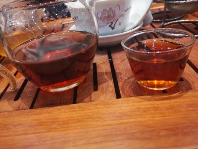 云南现货直供 普洱茶易武七子饼普洱茶生茶357g普洱茶叶大叶种茶图4
